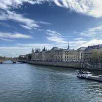 Vive La Paris!