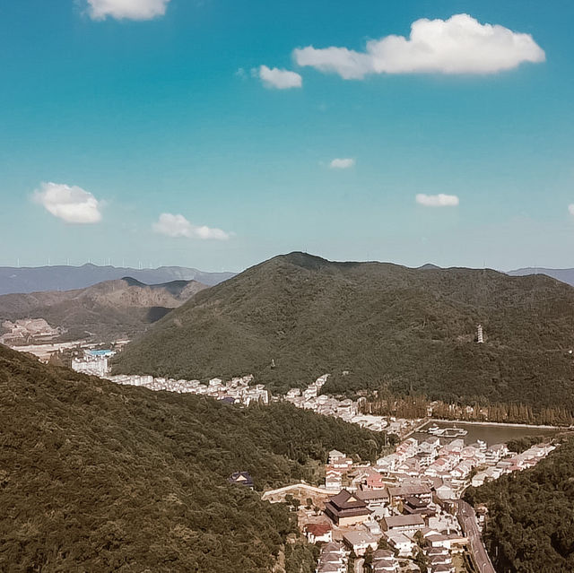 Ningbo’s ‘Great’ Wall