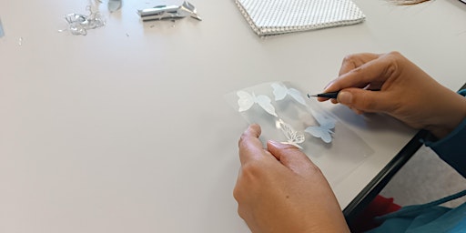 Découvrez la sublimation en créant des boucles d'oreilles ou un porte-clés | Enerlya, maison de la Capso