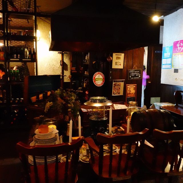 名古屋の老舗洋食店にて　絶品ハンバーグランチ。