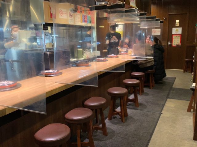 札幌　札幌名物ジンギスカン　先ずは、だるまへ❗️