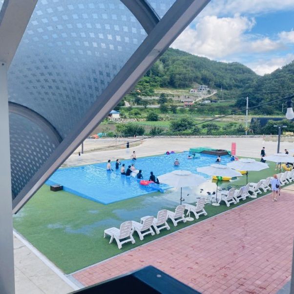 수영장과 계곡이 있는 마운틴뷰 단양여행펜션추천 🌊