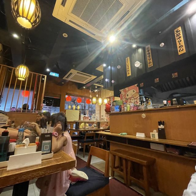 銅鑼灣巷仔麵店💝連續5年得獎拉麵🍜
