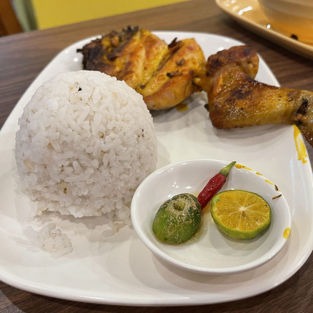 필리핀 정식 먹으러 “Chicken Deli”