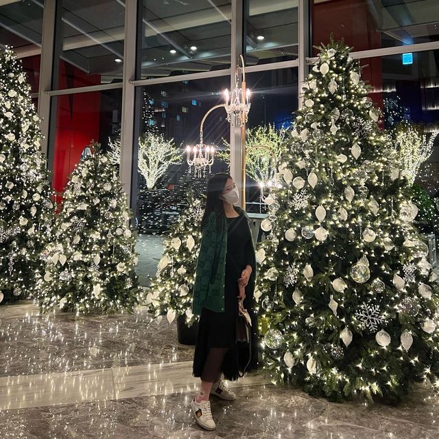 ☃️연말 분위기 뿜뿜, 고급스럽고 현대적 디자인 페어몬트 엠베서더 서울💝