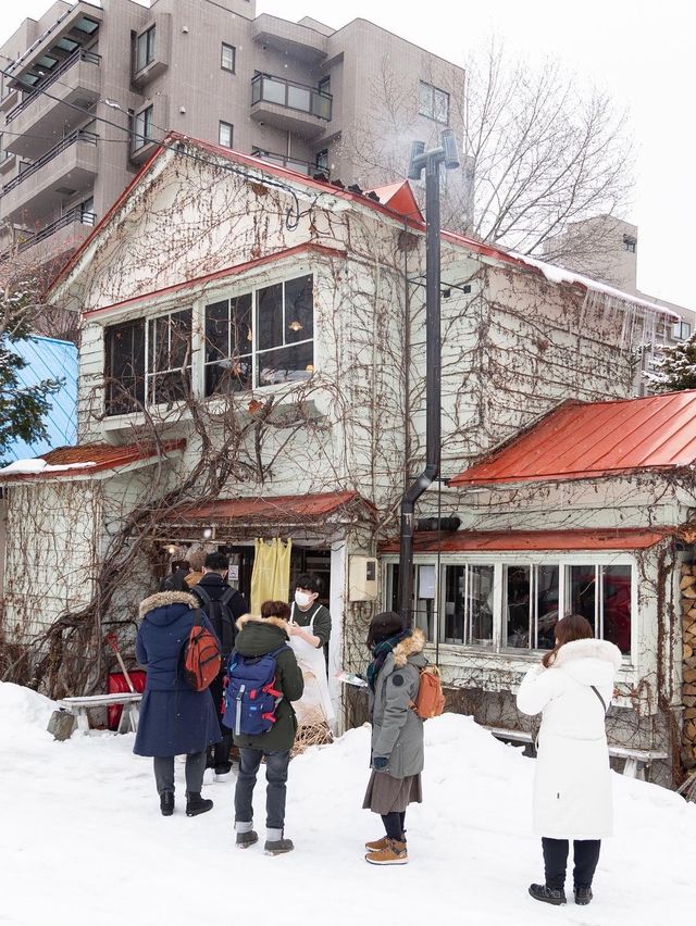여름과 겨울, 반전매력을가진 삿포로 카페