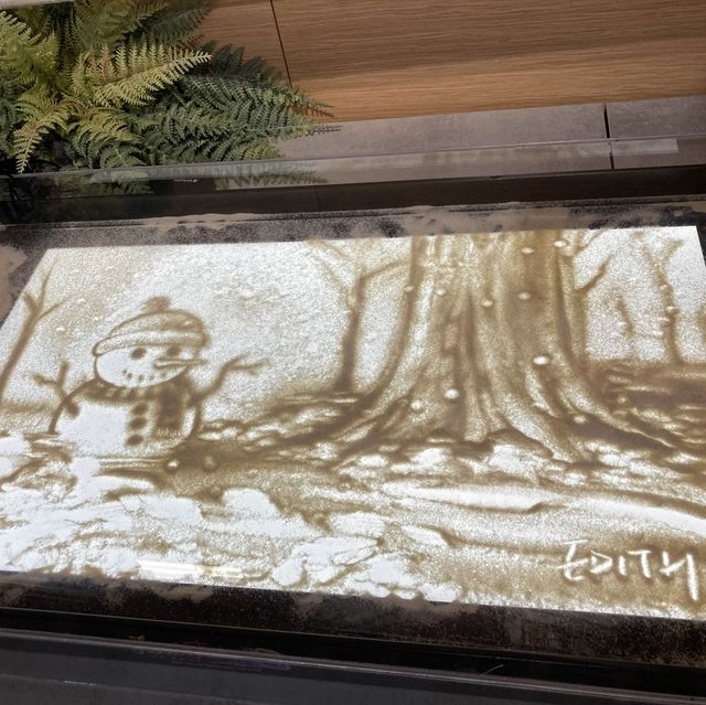 《全港首個沙畫藝術展覽「揉沙說愛」》