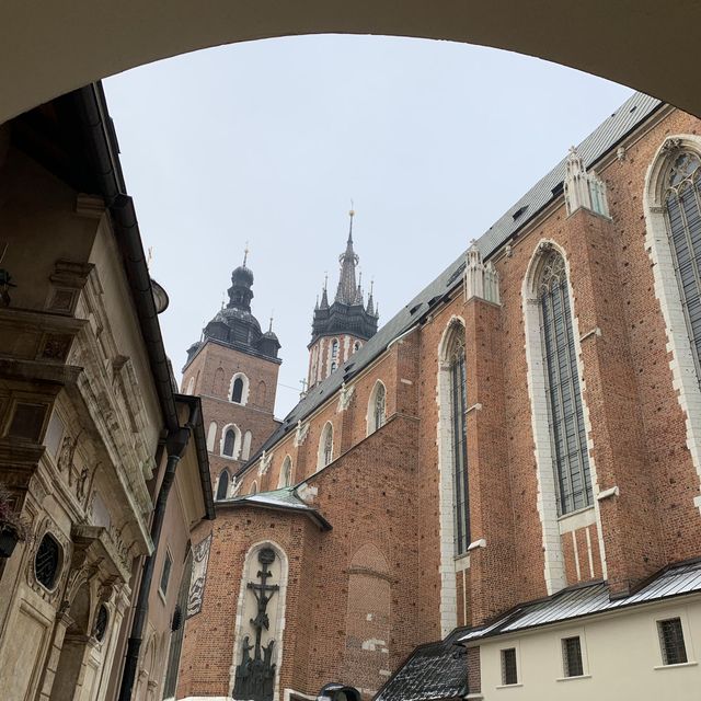 Get Lost in Krakow Old Town 💕 