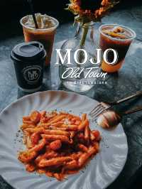 Mojo Old Town ย่านพระนคร 