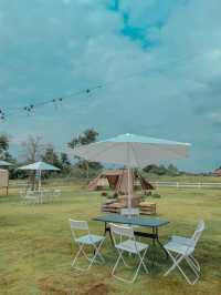 Chill Chill แคมปิ้ง คาเฟ่ลับ HAKO Cafe'n Glamping