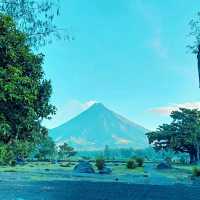 Dine with the gods at Mt. Mayon