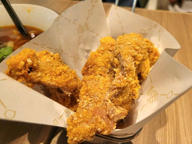 有氣質嘅茶木餐廳
