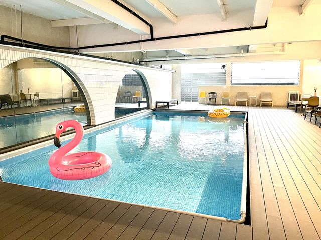 【プナウィティ】おしゃれすぎるプールのあるカフェアーチ