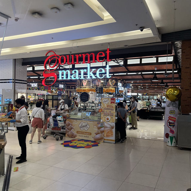 มาเดิน Gourmet Market @Pagagon กันค่ะ