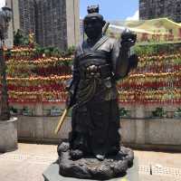 🇭🇰 Worshipping idols at Wong Tai Sin