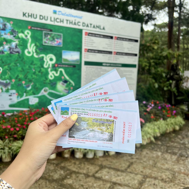 ชมน้ำตก Datanla ในเมืองแห่งขุนเขาที่ดาลัด