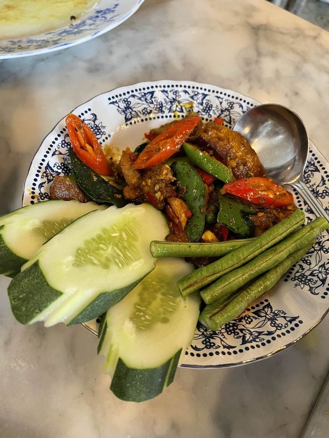 ตู้ กับ ข้าว🍛 ร้านอาหารยอดฮิตในภูเก็ต