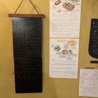 韓国/ソウル【弘大】日本風の喫茶店のような雰囲気が落ち着く🧡カフェ