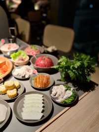 方叔叔開到黎中環啦🥳🥳🥳 高質重慶火鍋店！