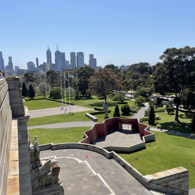 shrine of remembrance and its view 