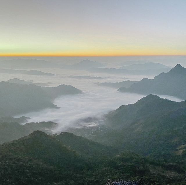 ภูชี้ฟ้า - ชมทะเลหมอกเคล้าลมหนาวท่ามกลางขุนเขา ภูชี้ฟ้า - ชมทะเลหมอกเคล้าลมหนาวท่ามกลางขุนเขา