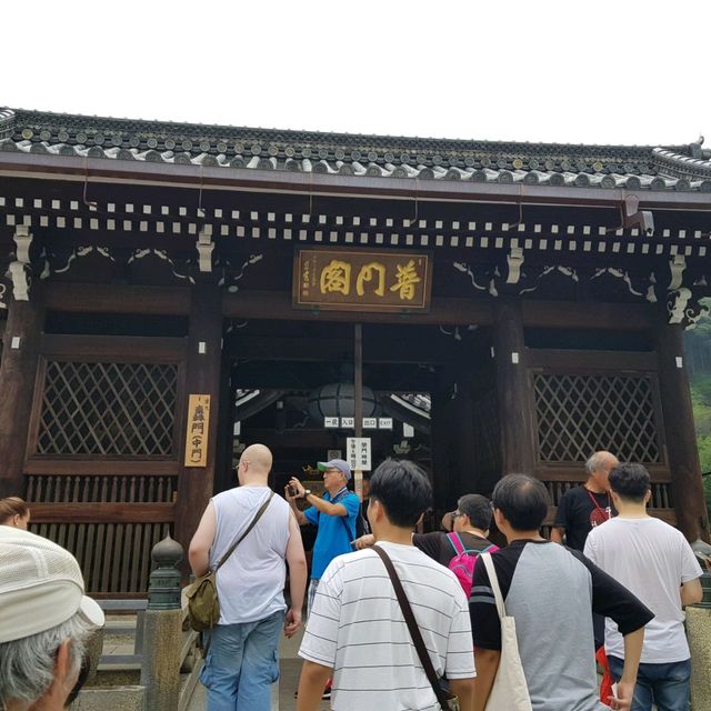 세계 문화유산으로 등재죈 일본의 랜드마크중 하나 기요미즈데라를 가보자