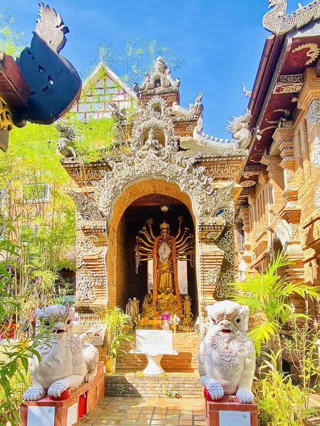 ขอพรพระนางเจ้าจิรประภามหาเทวี |วัดโลกโมฬีเชียงใหม่