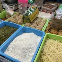 Support local ~ must visit Pasar