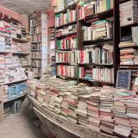 威尼斯十大必去景點之一《Librairie Acqua Alta 沈船書店》