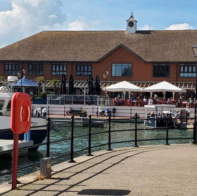 Eastbourne Harbour 