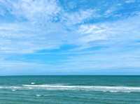 บ้านกรูด ชายหาดทรายขาวทอดยาวสวยงาม