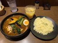 札幌　おすすめグルメ　札幌名物ＳＨＯ‐ＲＩＮのスープカレーに大満足❗️