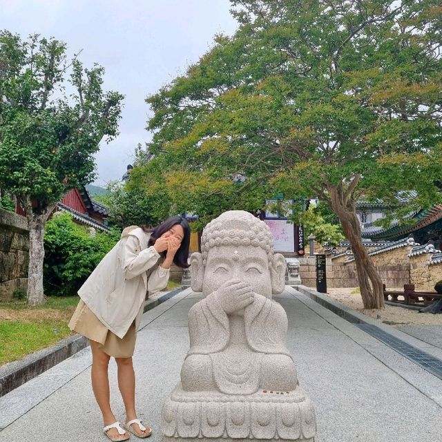 귀여운 불상이 있는 지리산 아래 절