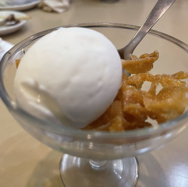 뭄바이에서 가장 유명한 중국식당 “Ling’s Pavilion”
