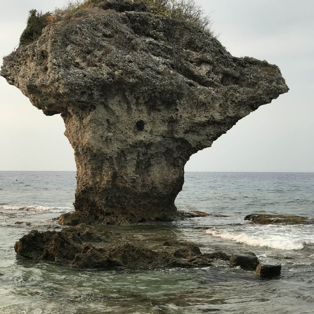 小琉球地標： 花瓶岩