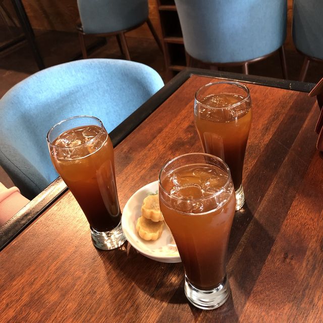 벚꽃이 가득, 100년 벚꽃