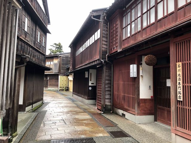 【石川・金沢】静まり返った「ひがし茶屋街」