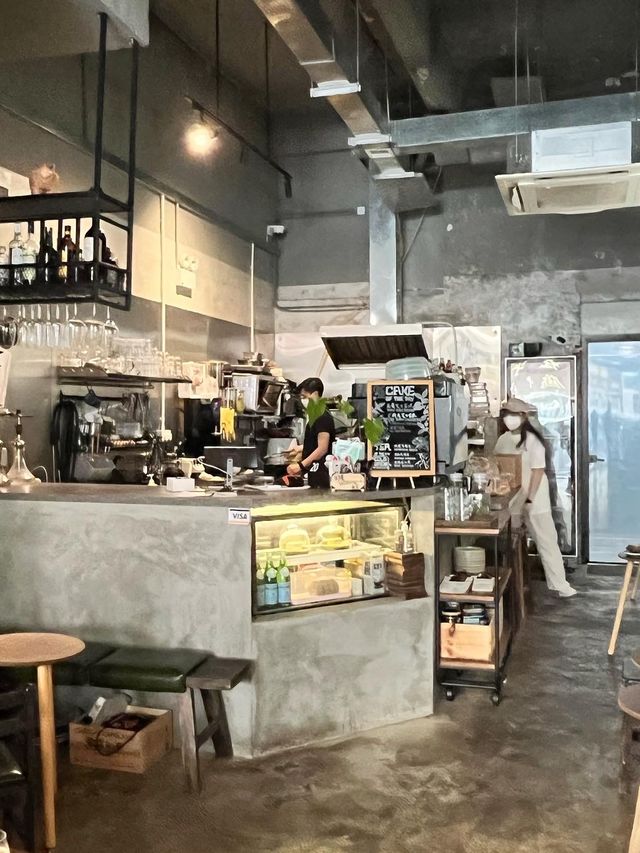 🖤深水埗水泥打卡Cafe🖤