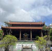 ชมเจดีย์ Long son ที่เมืองญาจาง