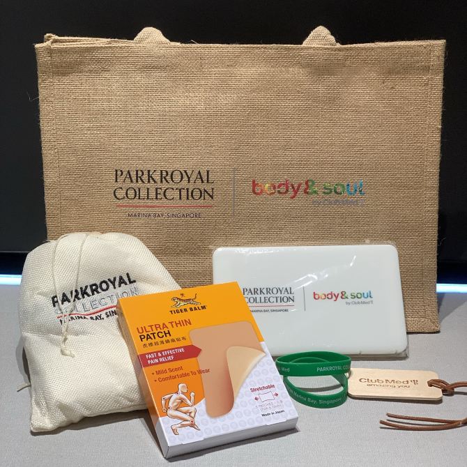 Parkroyal Marina Bay Lifestyle Room. Address 6 Raffles
