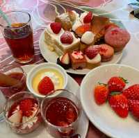 ホテルでイチゴ狩り🍓【ニューオータニ・アフタヌーンティーLounge SATSUKI】⭐