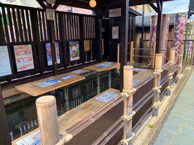 京都　KYOTO SAKURAめぐり❗️嵐電嵐山駅の桜に感動❗️足湯も⁈