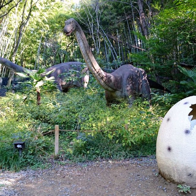 恐竜🦖と遊園地🎠🎡🎢