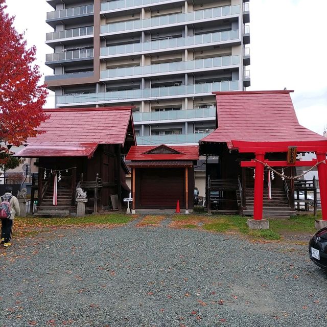 岩手県！町の中の岩手山神社