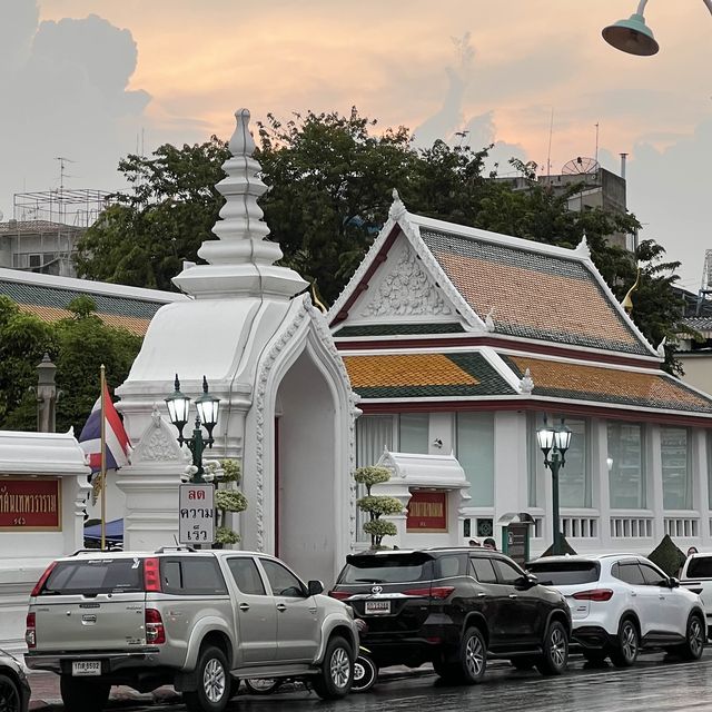 Visit Buddhist temple when at Bangkok 