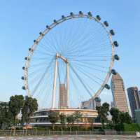 Singapore Flyer - นั่งกระเช้าชมวิวเมือง 360 องศา