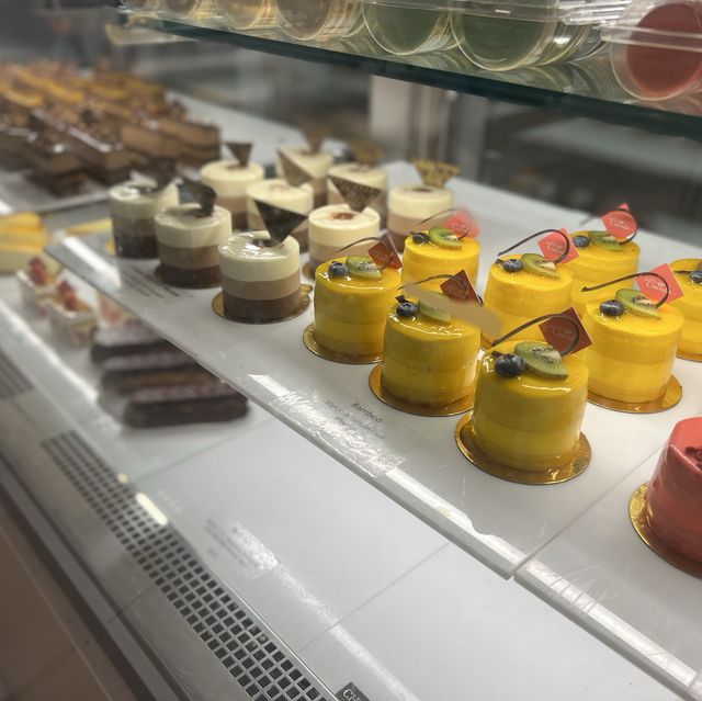 Tasty cafe with the best pineapple twist