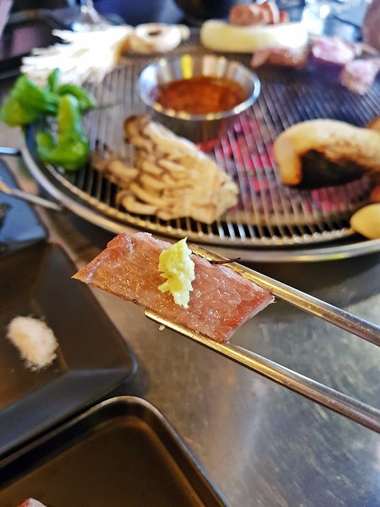 수준 높은 이베리코 돼지 맛집. 이태원 소설옥
