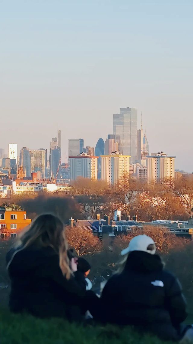 "Who can resist London's sunset"