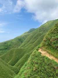 宜蘭礁溪爬山景點｜挑戰紅到國外去的抹茶山🍵⛰️